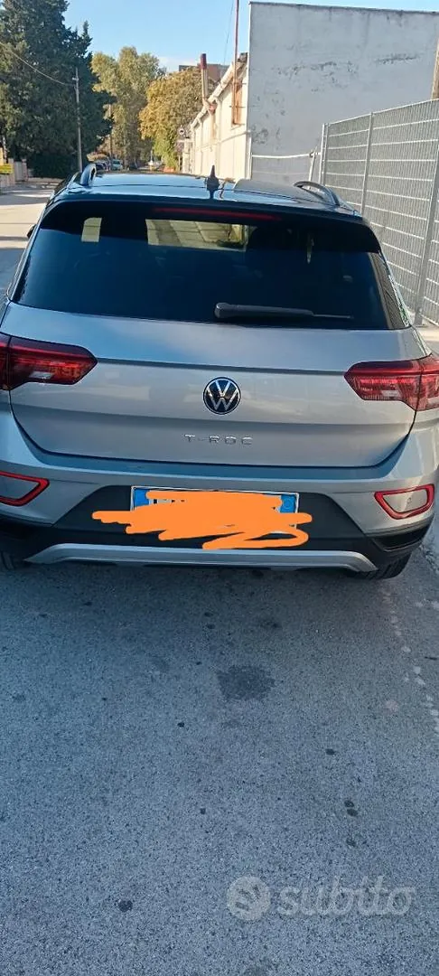 Volkswagen T-Roc 2023 photo 3