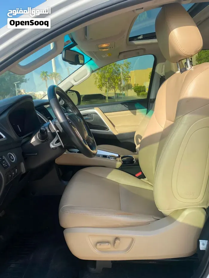 Mitsubishi Montero 2020 photo 2