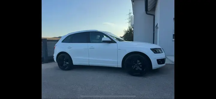 Audi Q5 2010 photo 3