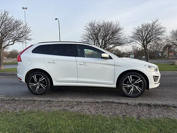 Volvo Xc60 2017 photo 5