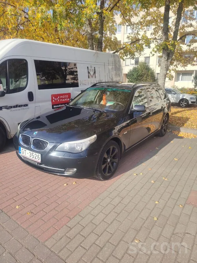 BMW 525 2008 photo 2