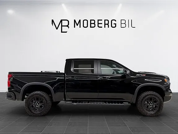 Chevrolet Silverado 2026 photo 3