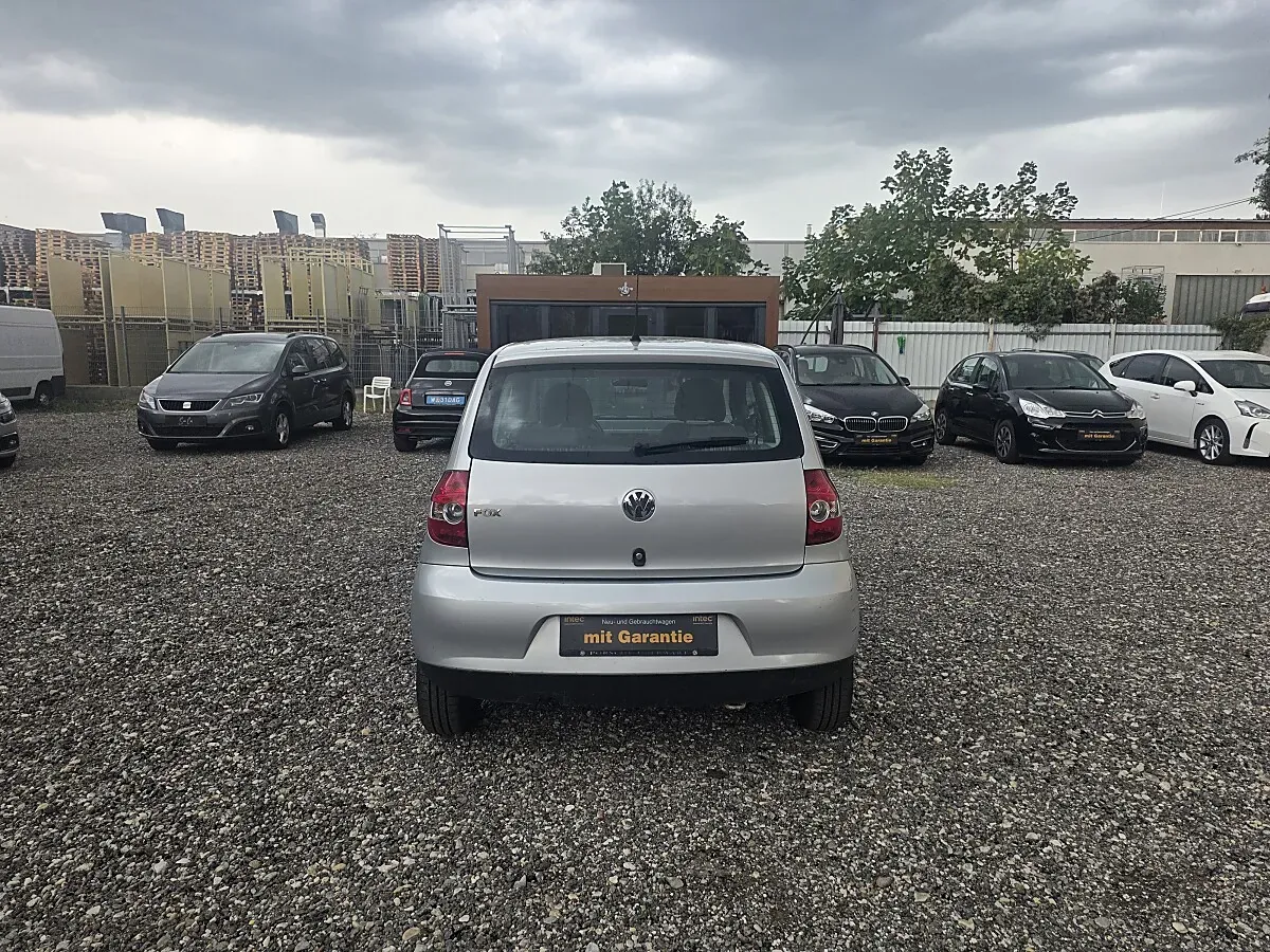 Volkswagen Fox 2009 photo 3