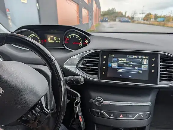 Peugeot 308 Sw 2015 photo 4