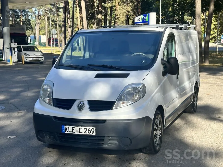 Renault Trafic 2010 photo 5