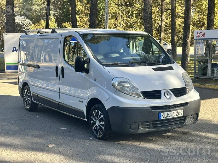 Renault Trafic 2010 photo 2