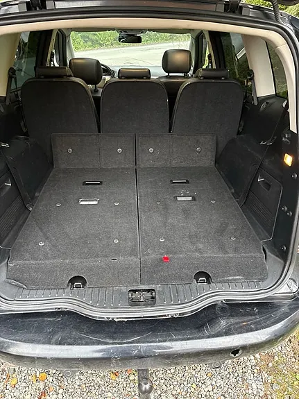 Ford S-Max 2012 photo 4