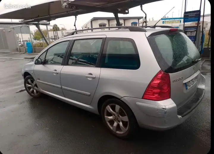 Peugeot 307 2008 photo 3