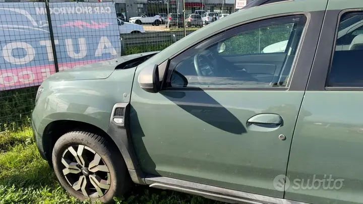 Dacia Duster 2023 photo 4