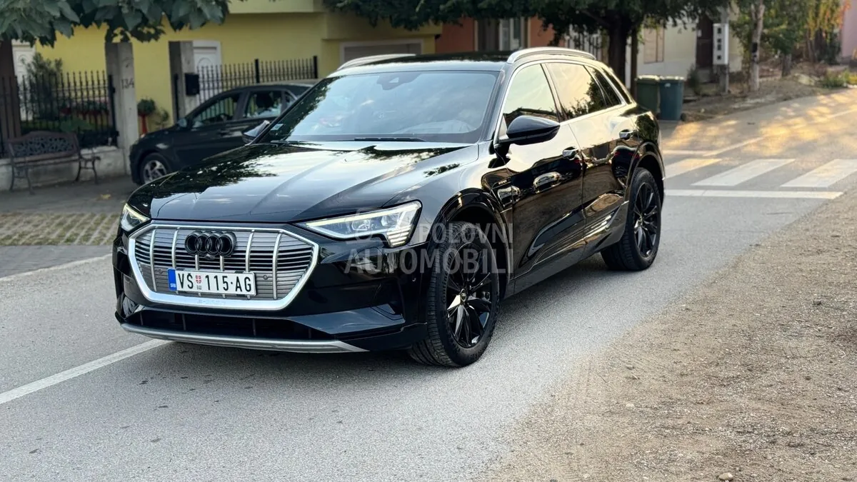 Audi E-Tron 2022 photo 2