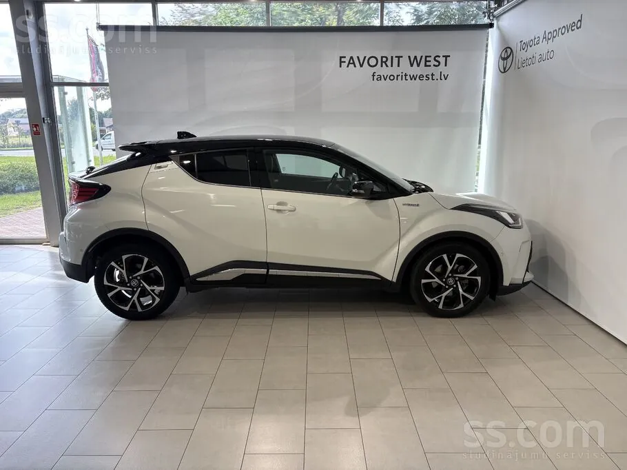 Toyota C-Hr 2021 photo 3