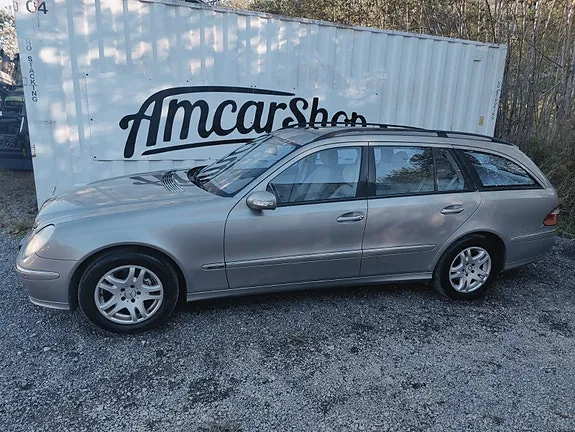 Mercedes-Benz E320 2005 photo 3