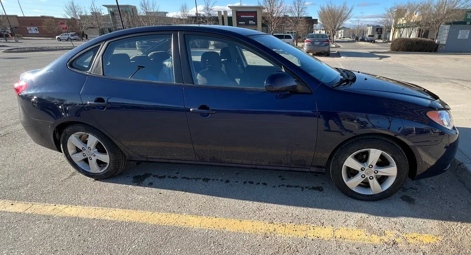 Hyundai Elantra 2009 photo 3