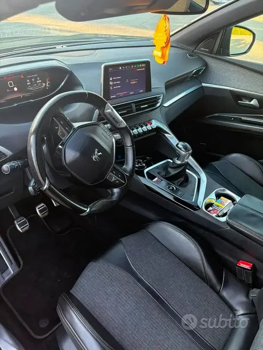 Peugeot 3008 2018 photo 4