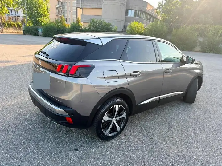 Peugeot 3008 2018 photo 2