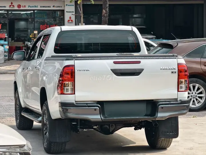 Toyota Hilux 2021 photo 4