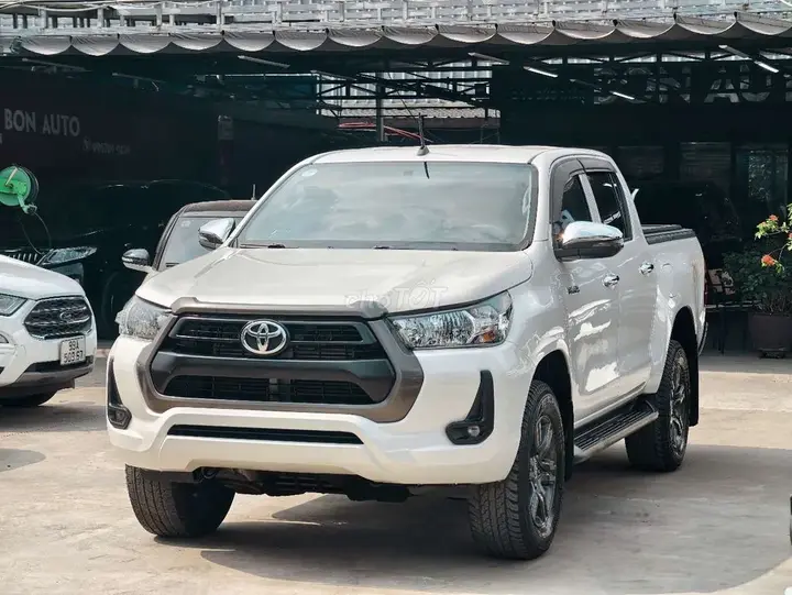 Toyota Hilux 2021 photo 3