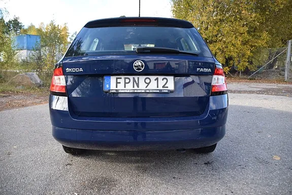 Skoda Fabia 2016 photo 4