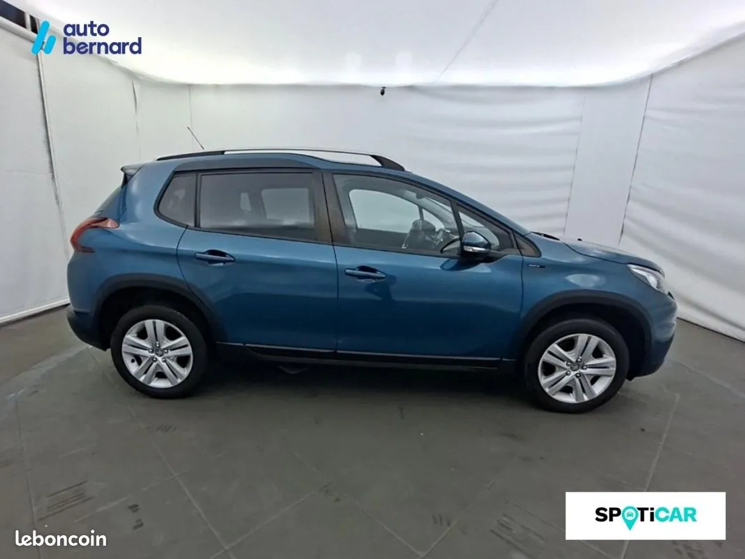 Peugeot 2008 2019 photo 4
