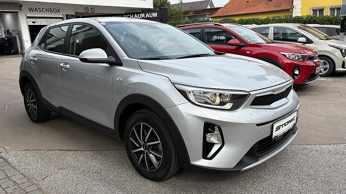 Kia Stonic 2022 photo 2