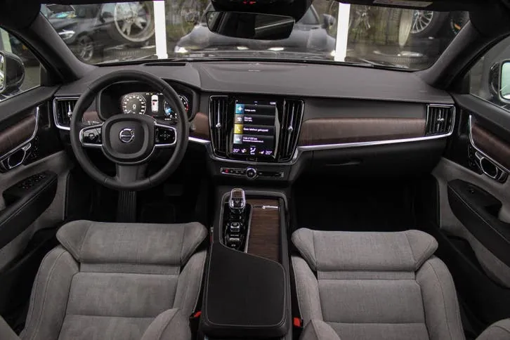 Volvo V90 2021 photo 3