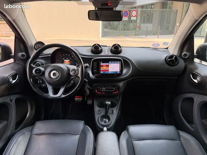 Smart Fortwo 2016 photo 2