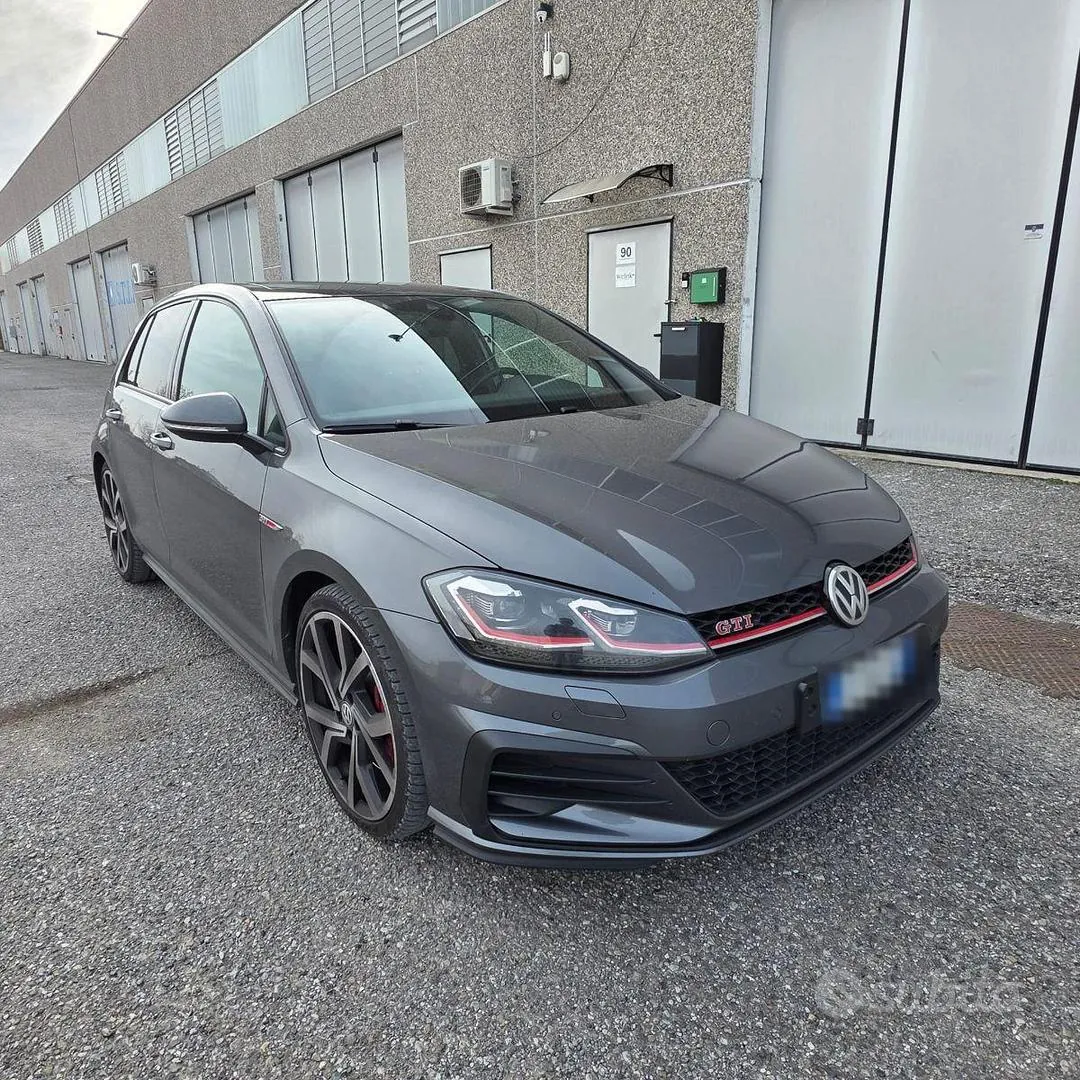 Volkswagen Golf Gti 2022 photo 2