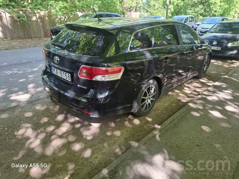 Toyota Avensis 2010 photo 3