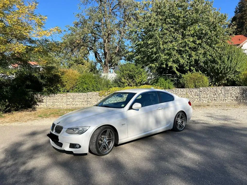 BMW 325I Coupé