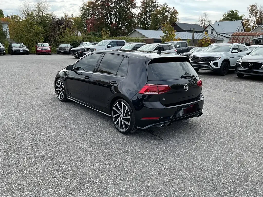 Volkswagen Golf 2018 photo 3