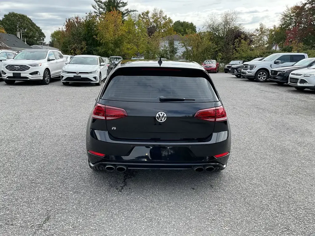 Volkswagen Golf 2018 photo 4