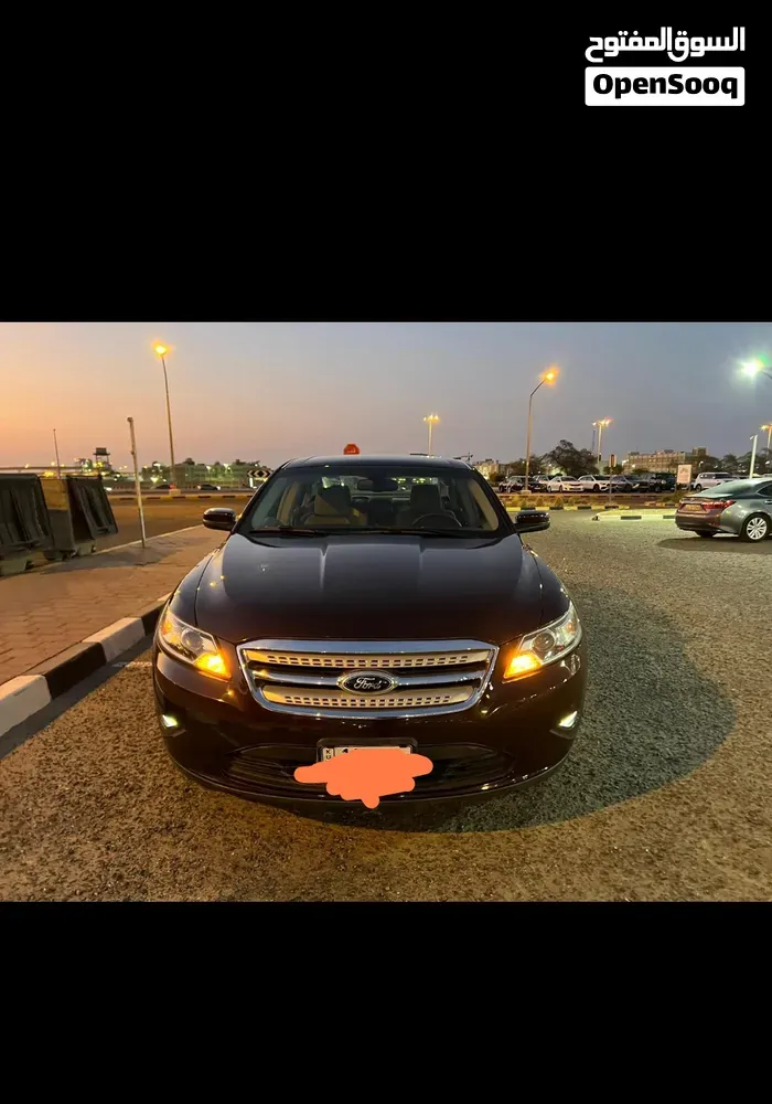 Ford Taurus 2011 photo 5