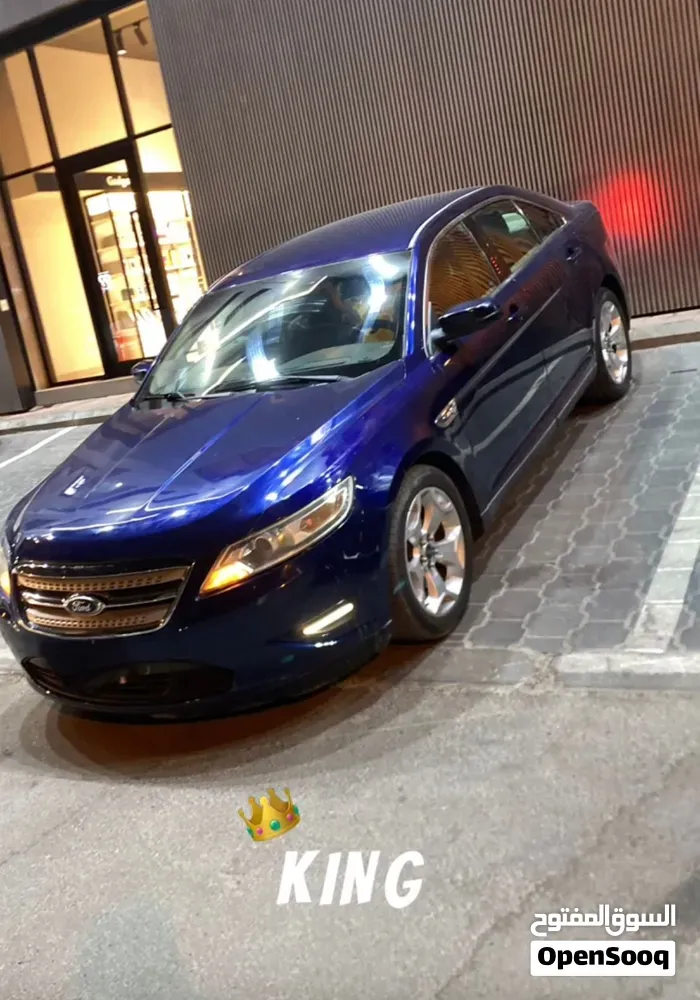 Ford Taurus