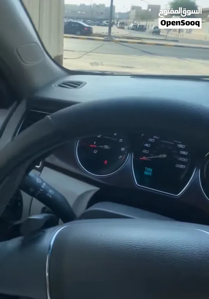 Ford Taurus 2011 photo 3