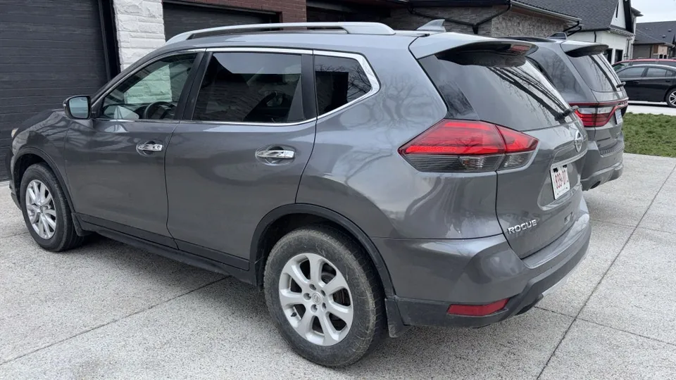 Nissan Rogue 2017 photo 2