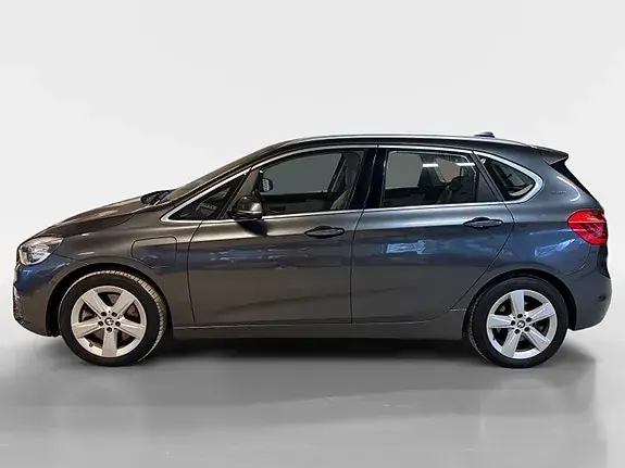 BMW 225Xe 2016 photo 4