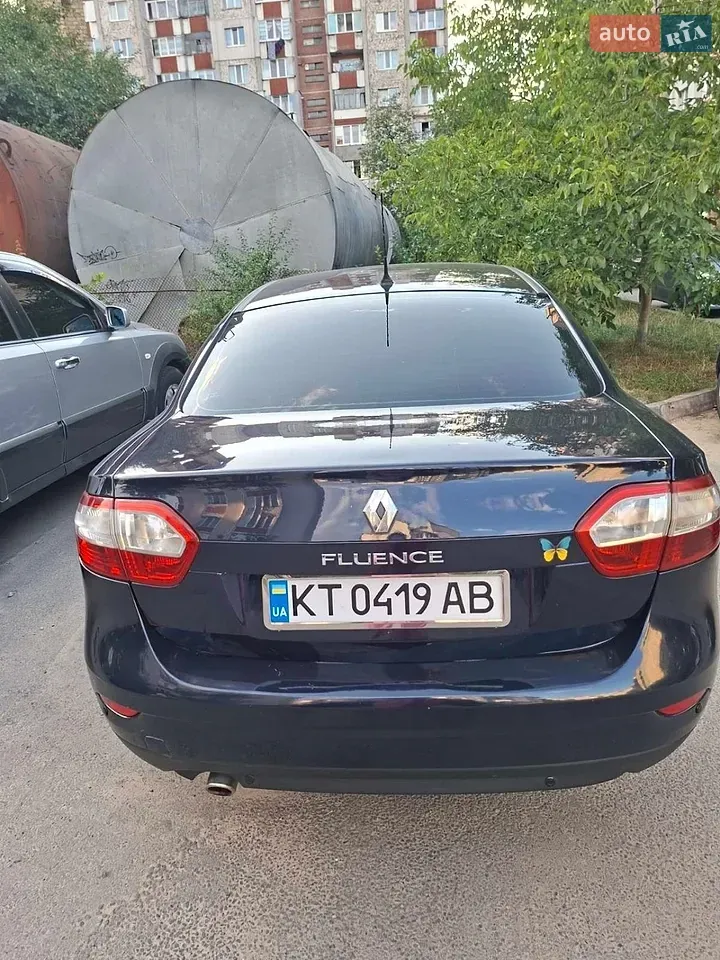 Renault Fluence 2010 photo 2