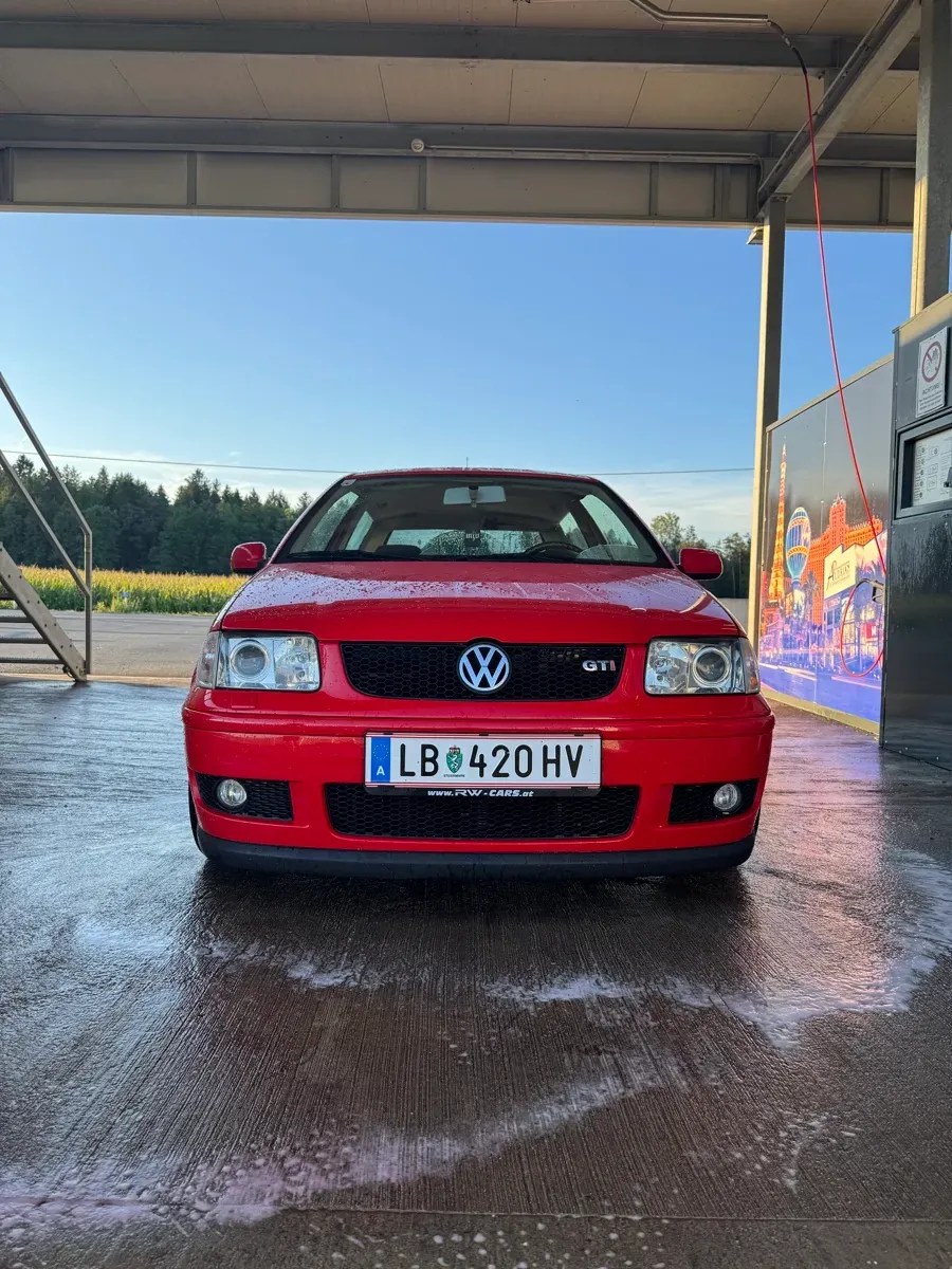 Volkswagen Polo 2001 photo 2