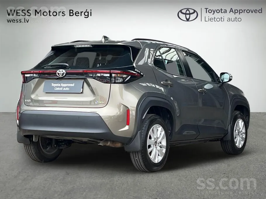 Toyota Yaris Cross 2025 photo 2