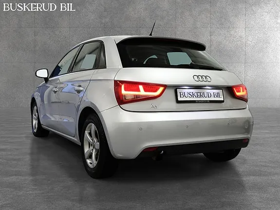 Audi A1 2012 photo 2