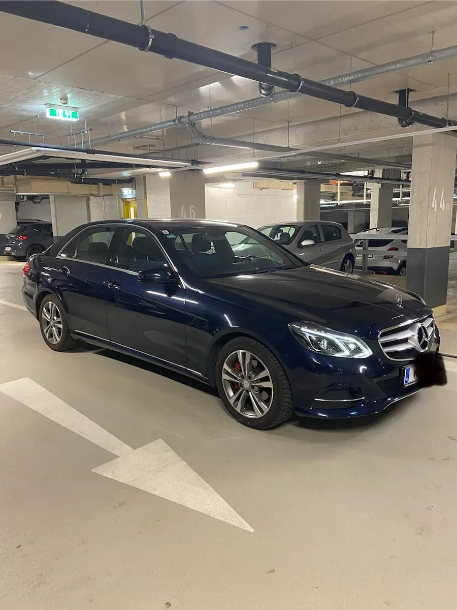 Mercedes-Benz E-Class 2015 photo 2