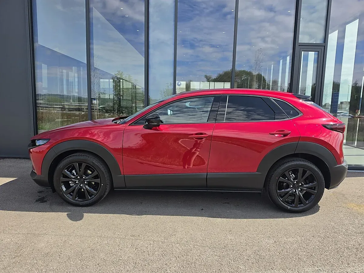 Mazda Cx-30 photo 3