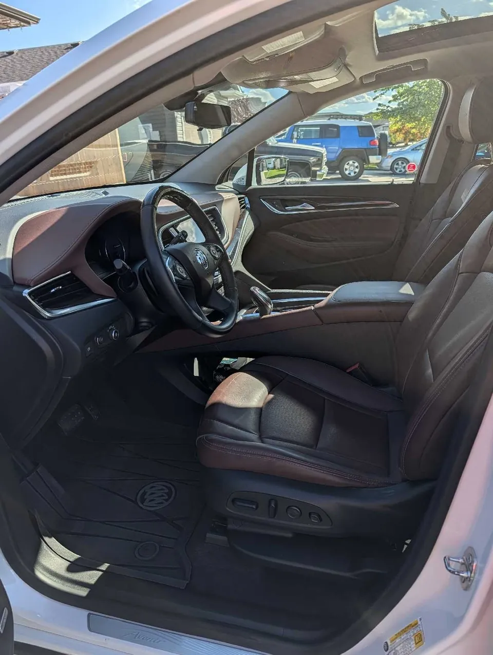 Buick Enclave 2021 photo 3