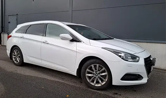 Hyundai I40