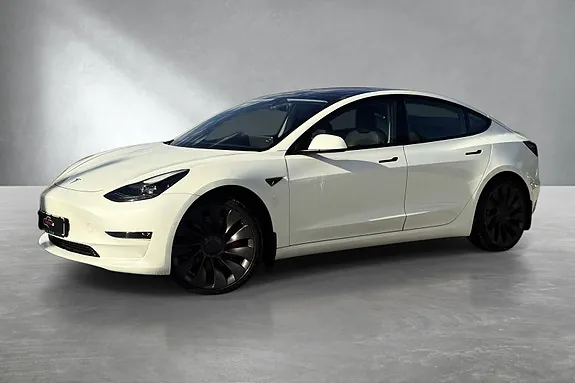Tesla Model 3 2021 photo 2