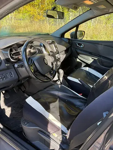 Renault Clio 2015 photo 2