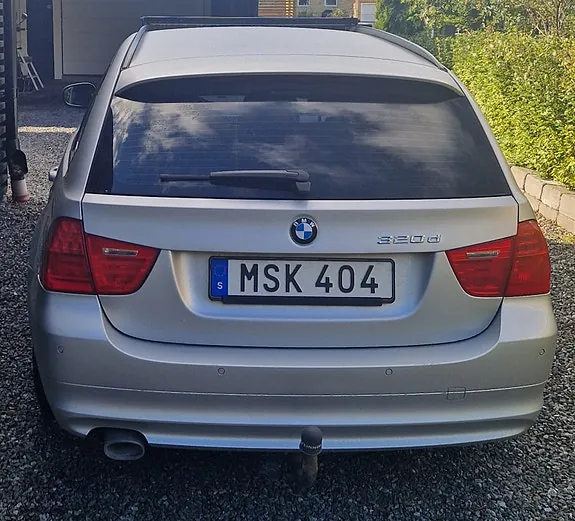BMW 320D 2012 photo 2