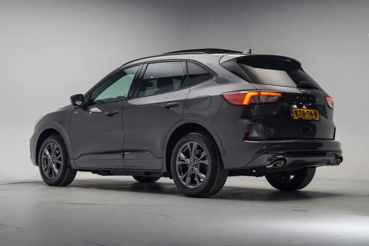 Ford Kuga 2022 photo 3