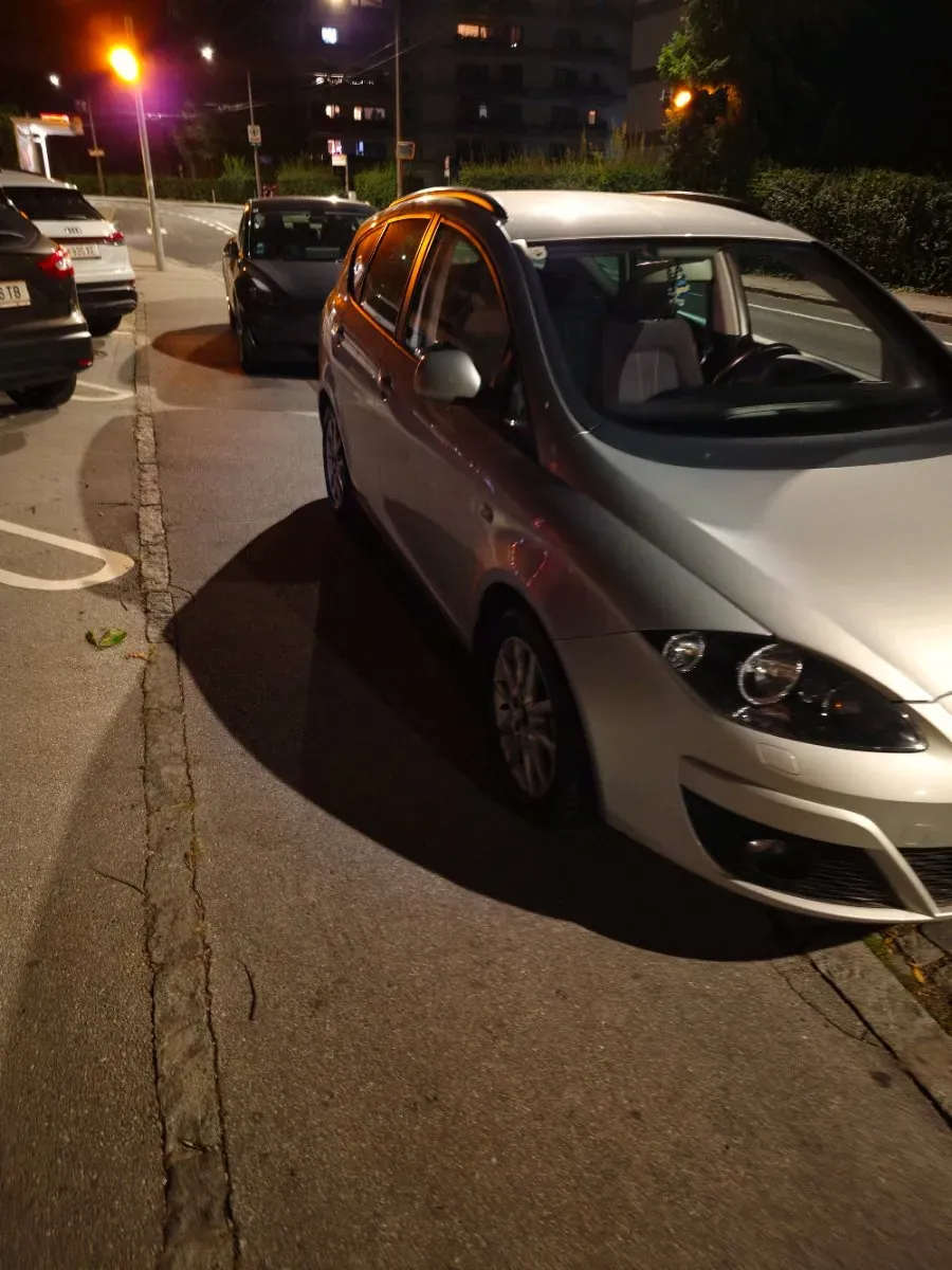 Seat Altea Xl 2012 photo 2