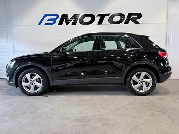 Audi Q3 2022 photo 4